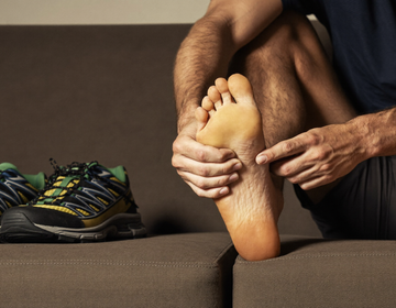 Pain in the Sole of Your Foot? The 6 Most Common Causes!